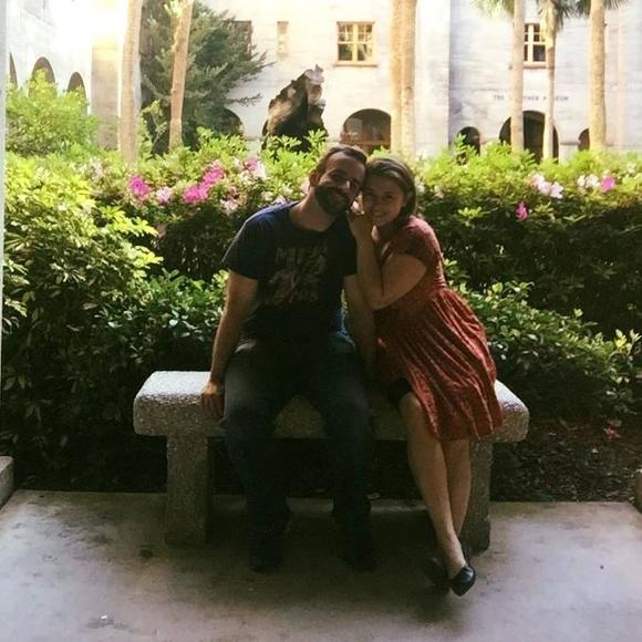 Meet your Posher, Keiry - Picture 1 of 1